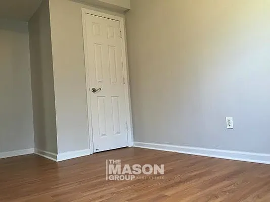 Rented by Mason Group LLC | media 9