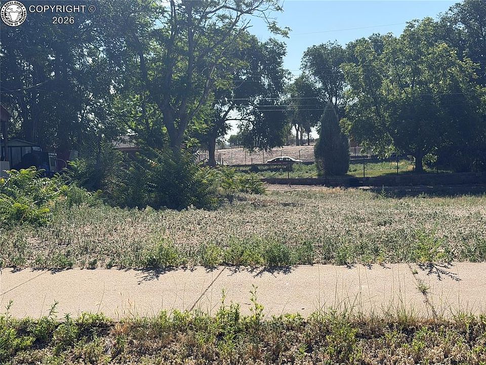 1st image of 816 Elm Ave