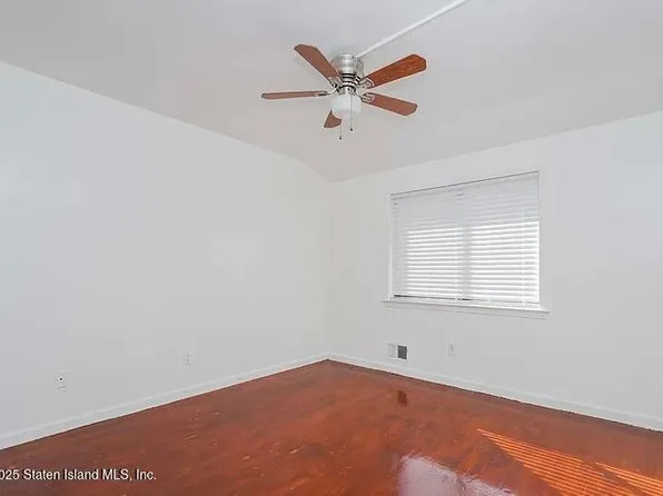 86 Tioga Street image 13 of 26