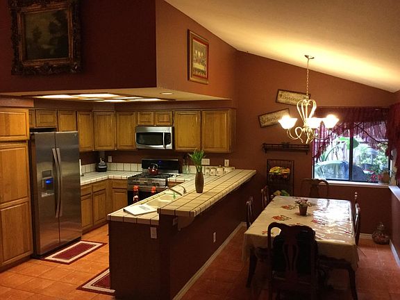 4th image of 3430 Holderman Dr