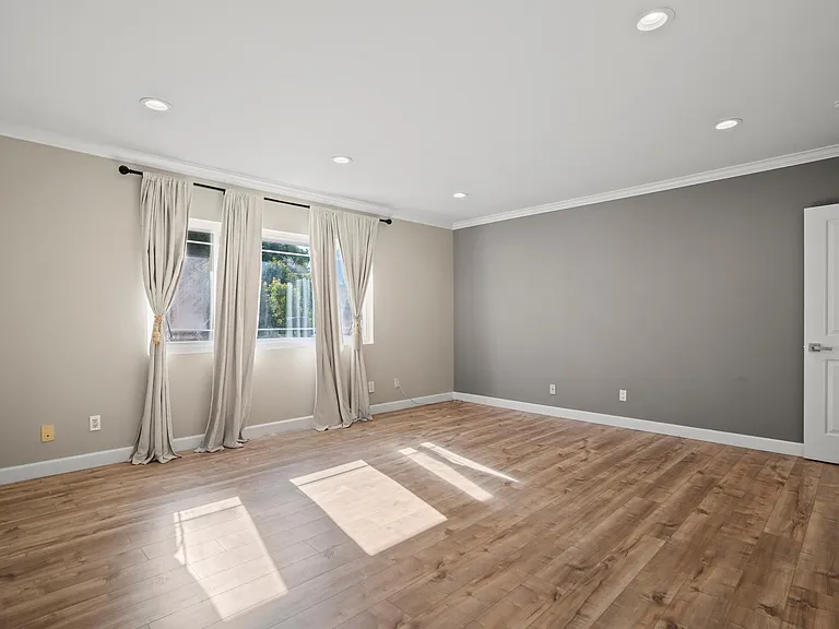 1210 Swarthmore Dr — Photo 30