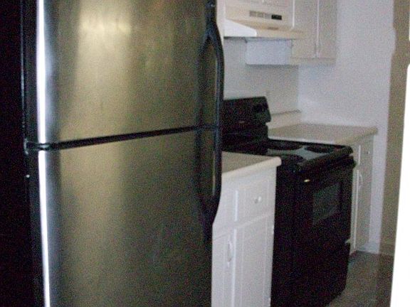 3 BR kitchen - Lg