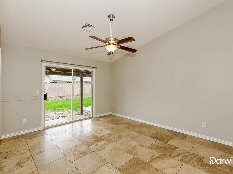 5923 W Garden Dr — Photo 6