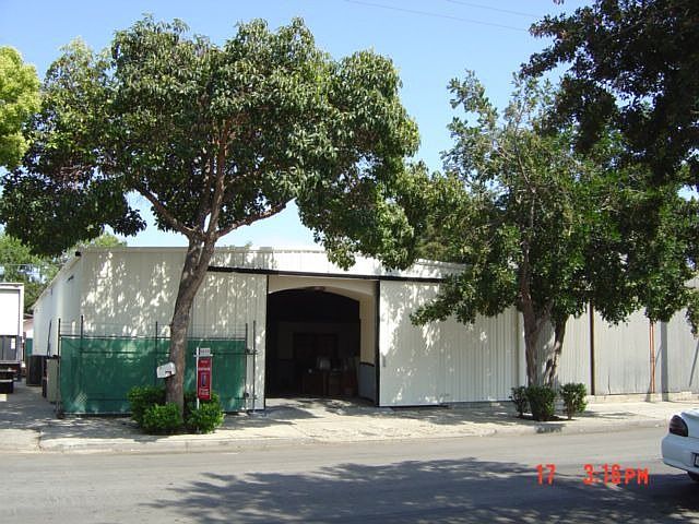 Front of 3720sq.ft.Building