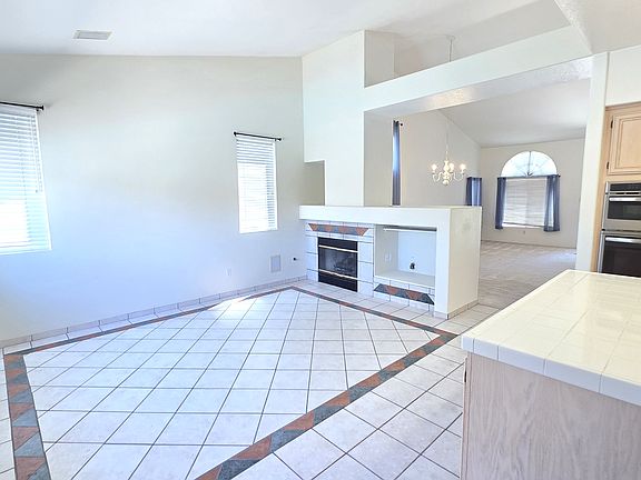 5th image of 25522 Clemens Ct