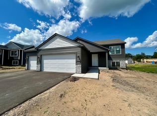 6706 376th St, North Branch, MN 55056