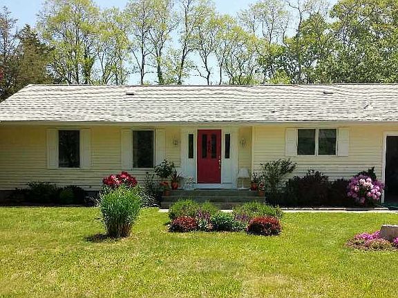 2nd image of 460 Kayleighs Ct