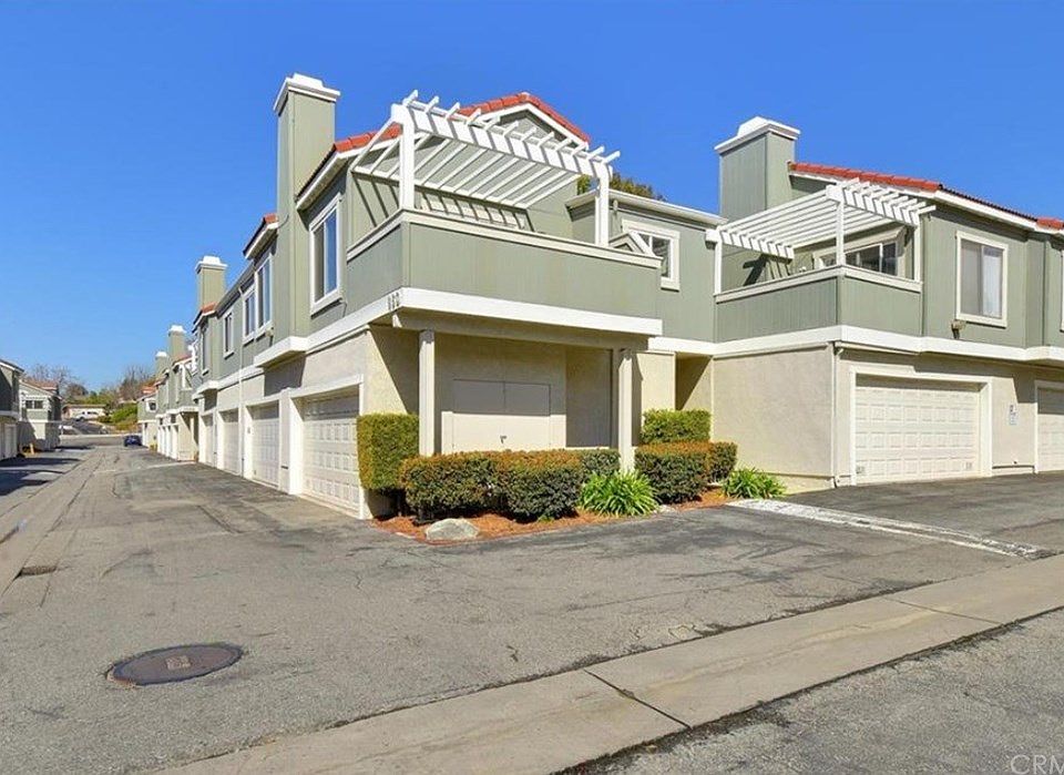 1st image of 950 Golden Springs Dr Unit C