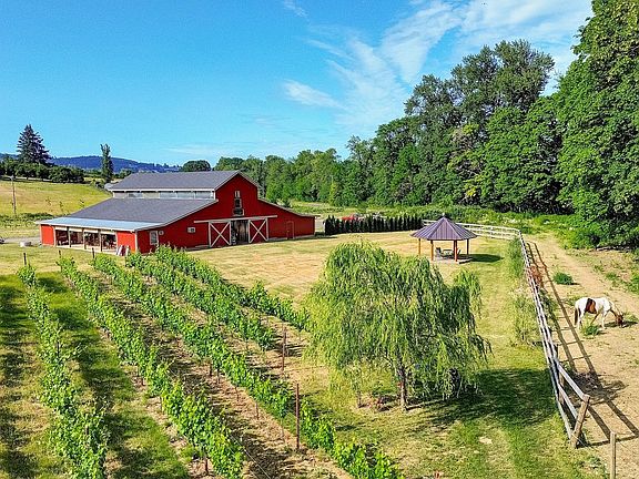 4th image of 47266 SW Carpenter Creek Rd