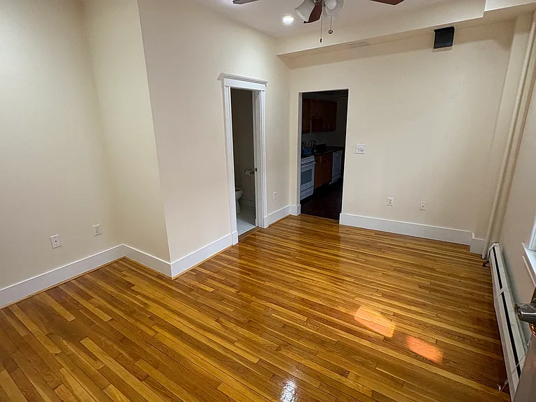 67 Oak St #1 — Photo 3