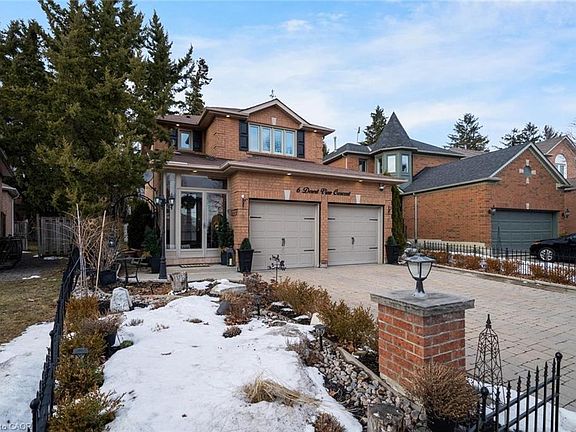 3rd image of 6 Desert View Cres