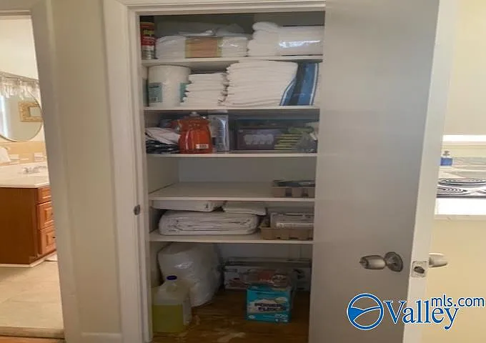 3203 Dyas Dr NW — Photo 37