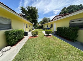 3881 Riverside Dr APT D, Coral Springs, FL 33065