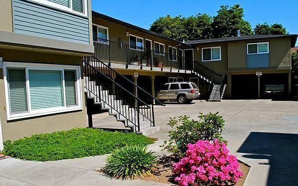 1st image of 700 Coleman Ave APT 1