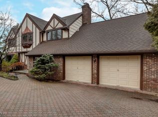 15 Mockingbird Rd, Hackettstown, NJ 07840