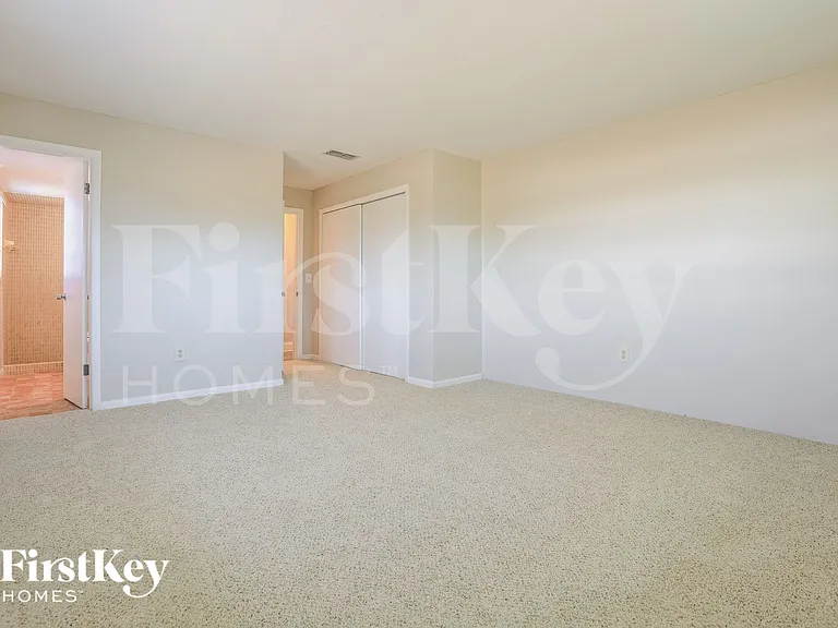 63 Rotonda Cir — Photo 14