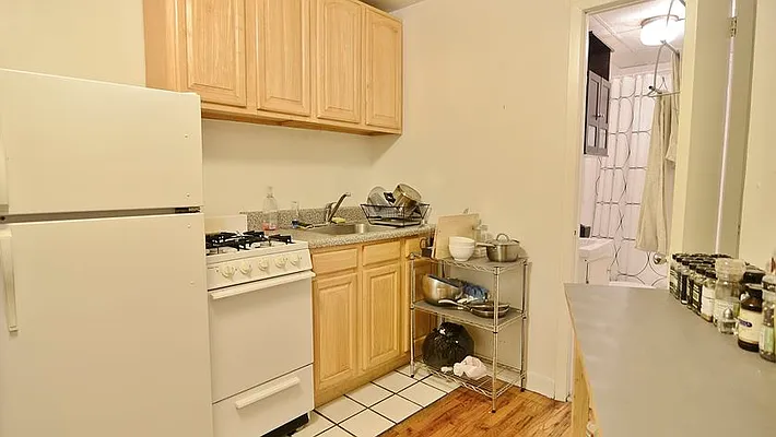 Rented by Park Property Advisors | media 22