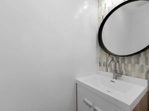 330 Forrest Street image 13 of 33