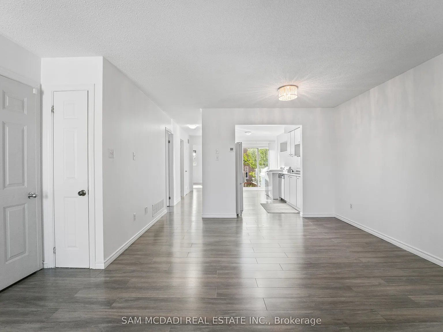 3 bed, $2,700 — Photo 3