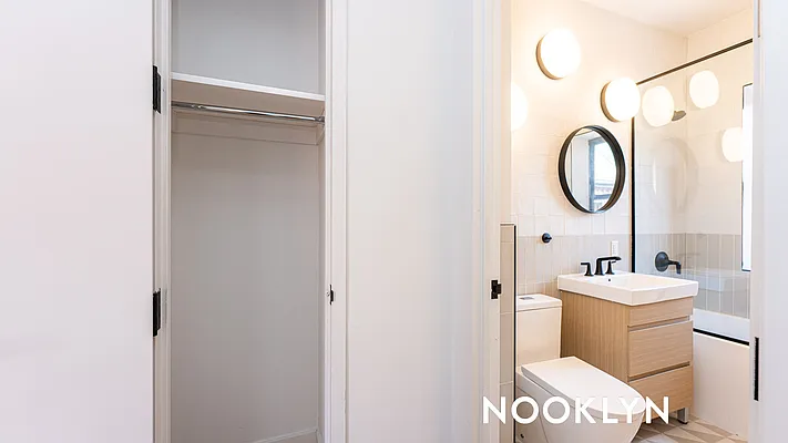 Rented by Nooklyn NYC LLC | media 18