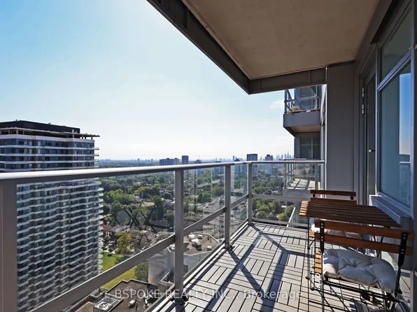 2191 Yonge St #3012, Toronto, ON M4S 3H8