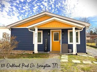 817 Oakland Park Dr, Livingston, TN 38570