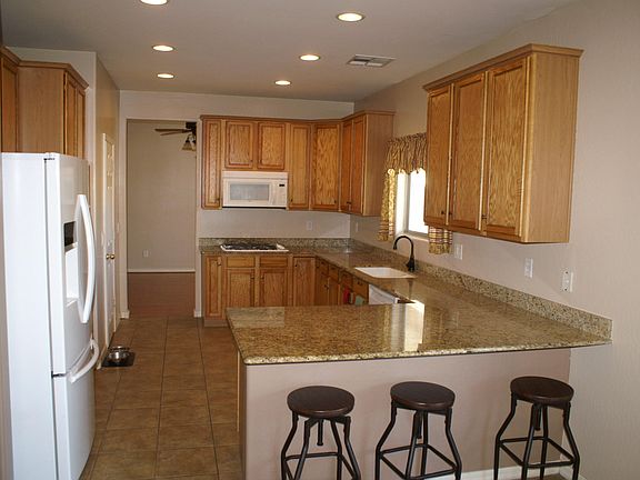 5th image of 17418 W Carmen Dr