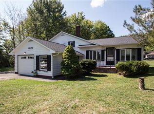 10174 Hillcrest Rd, Kirtland, OH 44094