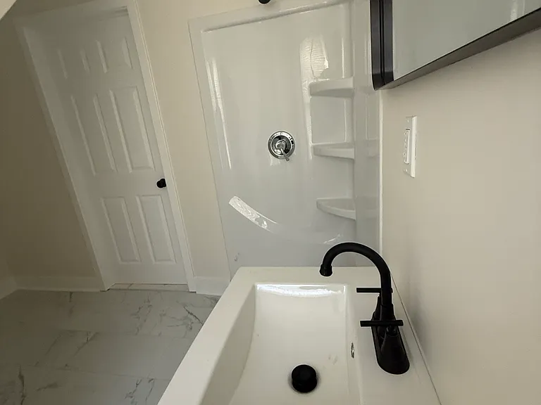 808 Winston Ave — Photo 18