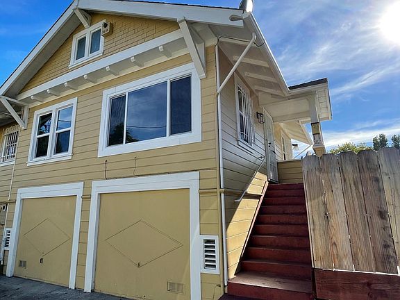 Separate front entrance