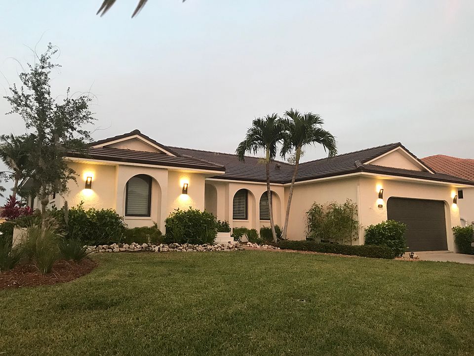 2nd image of 451 Battersea Ct