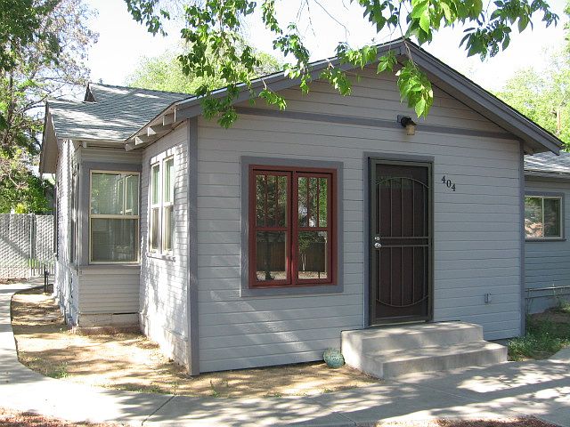 2nd image of 404 E Park St