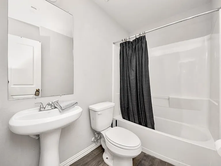 9027 Madera Rd #B — Photo 37