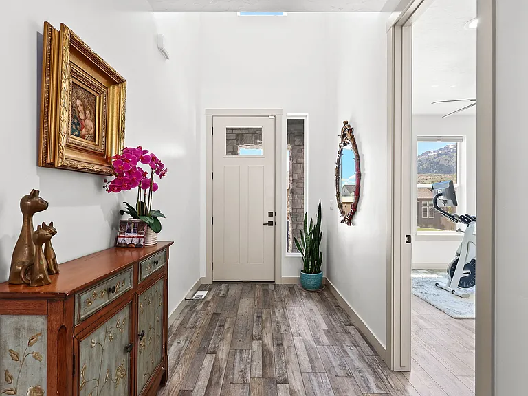 4912 W Bells Canyon Dr — Photo 2