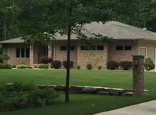 3333 E Shady Ridge Dr, Midland, MI 48642