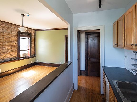 5th image of 2218 Nicollet Ave APT 21