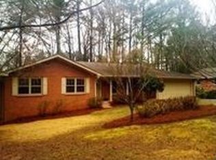 1051 Seven Springs Cir, Marietta, GA 30068