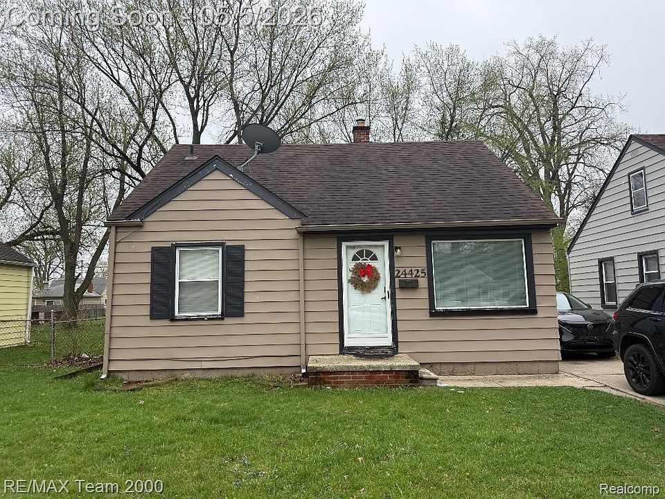 1st image of 24425 Stanford St