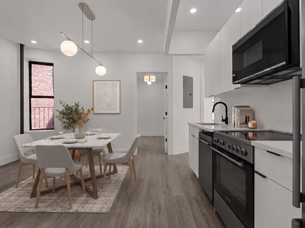 301 East 90th Street image 1 of 11