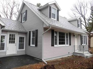 5 Dennis Ave, Loudonville, NY 12211