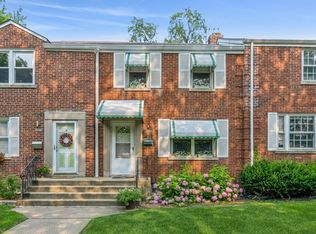 10625 S Artesian Ave, Chicago, IL 60655