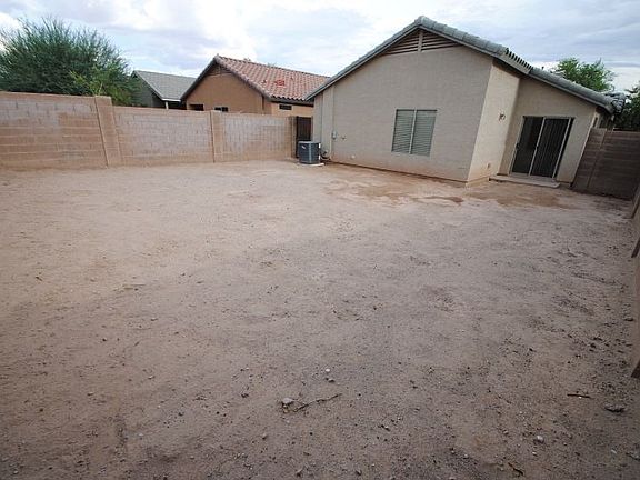 2nd image of 1578 E Jeanne Ln