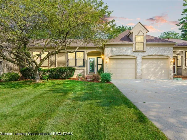 6526 Springtree Ln Unit 30, Lansing, MI 48917