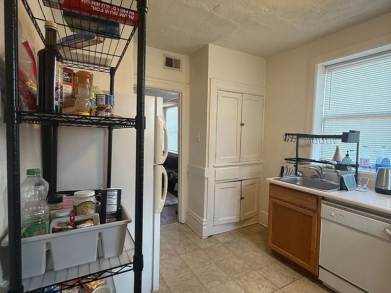 416 McKee Place — Photo 3