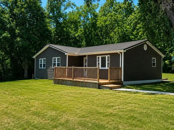 315 County Barn Rd, Munfordville, KY 42765