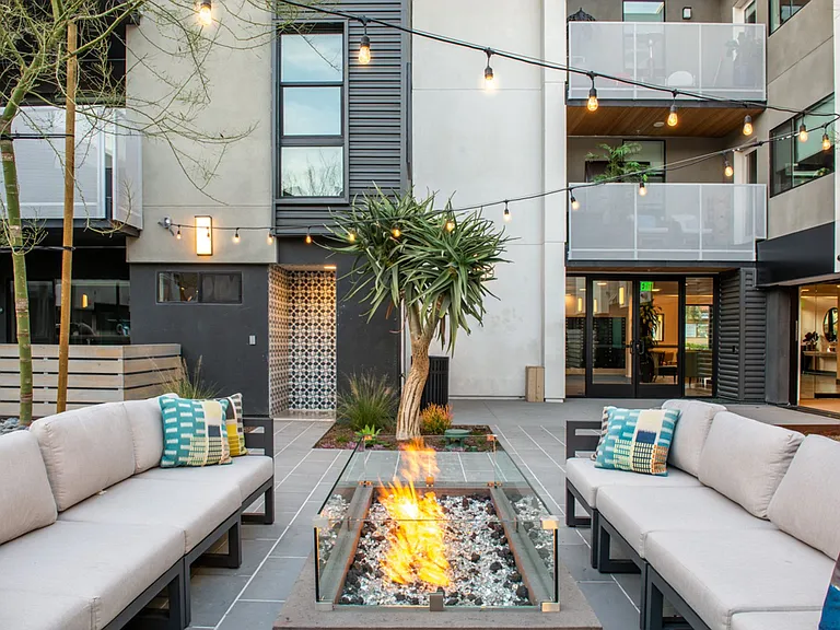 The Californian Coastal Apartments — Photo 6