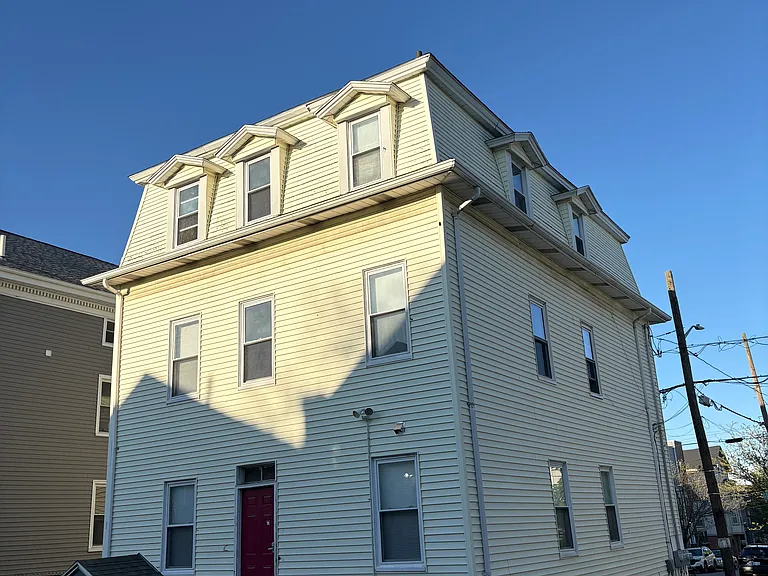 20 Governor St #2 — Photo 2