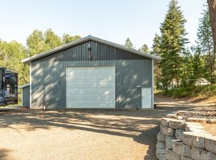12502 E Blanchard Rd, Elk, WA 99009
