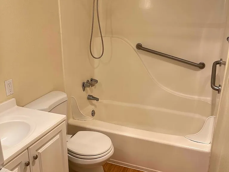 634 Alameda Ave — Photo 8