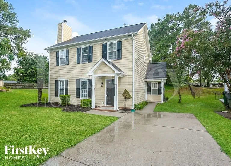 3420 Fortis Ln — Photo 1